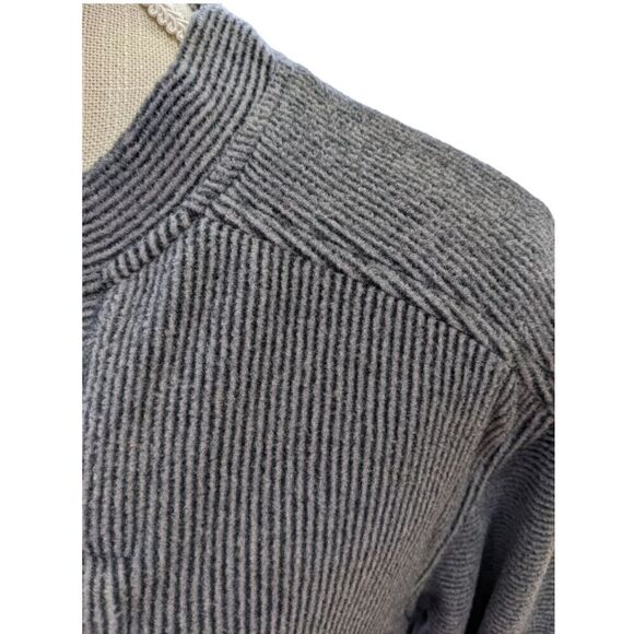 Strafe Tech Crew Fleece Grey & Black Stripes Long Sleeve Sweatshirt Mens Size S - Picture 9 of 14